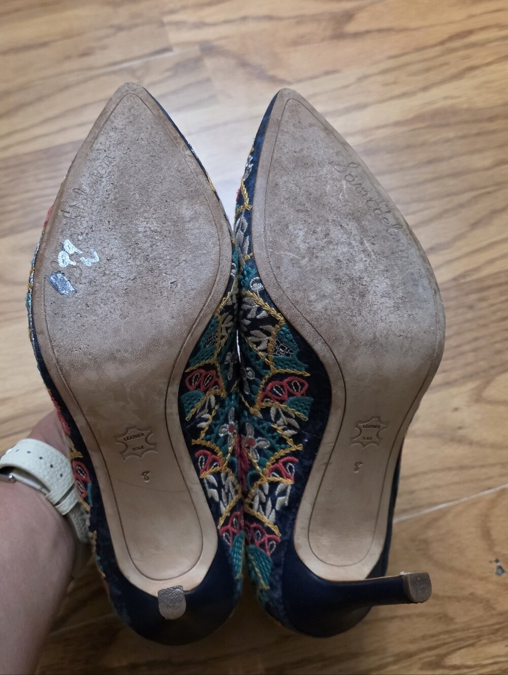 Sam Edelman Teal Floral Embroidered Pointed-Toe Heels - Picture 12 of 14
